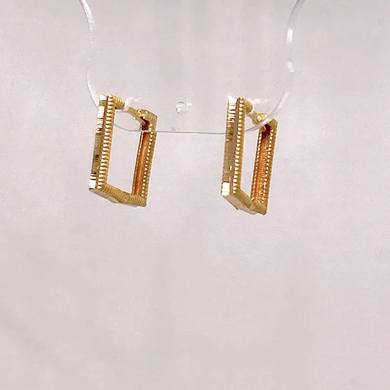 P205 Küpe 3,88 Gram  